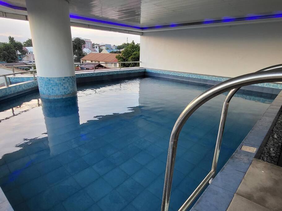 Kandi Big 1 Bedroom King Bed, Free Housekeeping, Wi-Fi Angeles Esterno foto